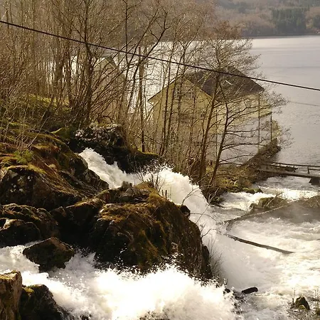 Tysnes Sjo Og Fritid Aparthotel 3*
