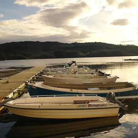 Tysnes Sjo Og Fritid アパートホテル Uggdal